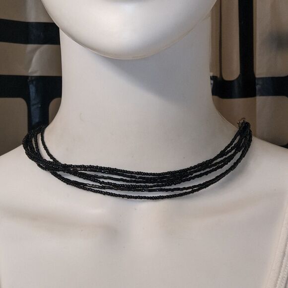 Vintage layered seed bead shiny necklace black 17" - Picture 2 of 8